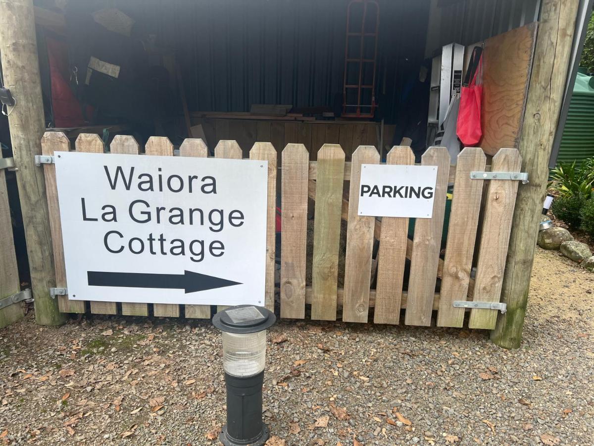 Waiora La Grange Cottage Otaki Exterior foto